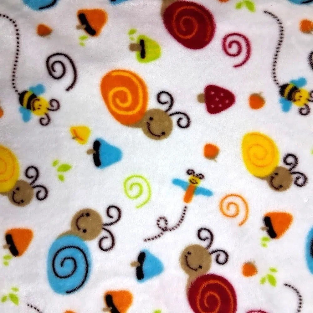 White Snail Bumble Bee Mushroom Baby Blanket Soft Fleece Unbranded‎ Spiral